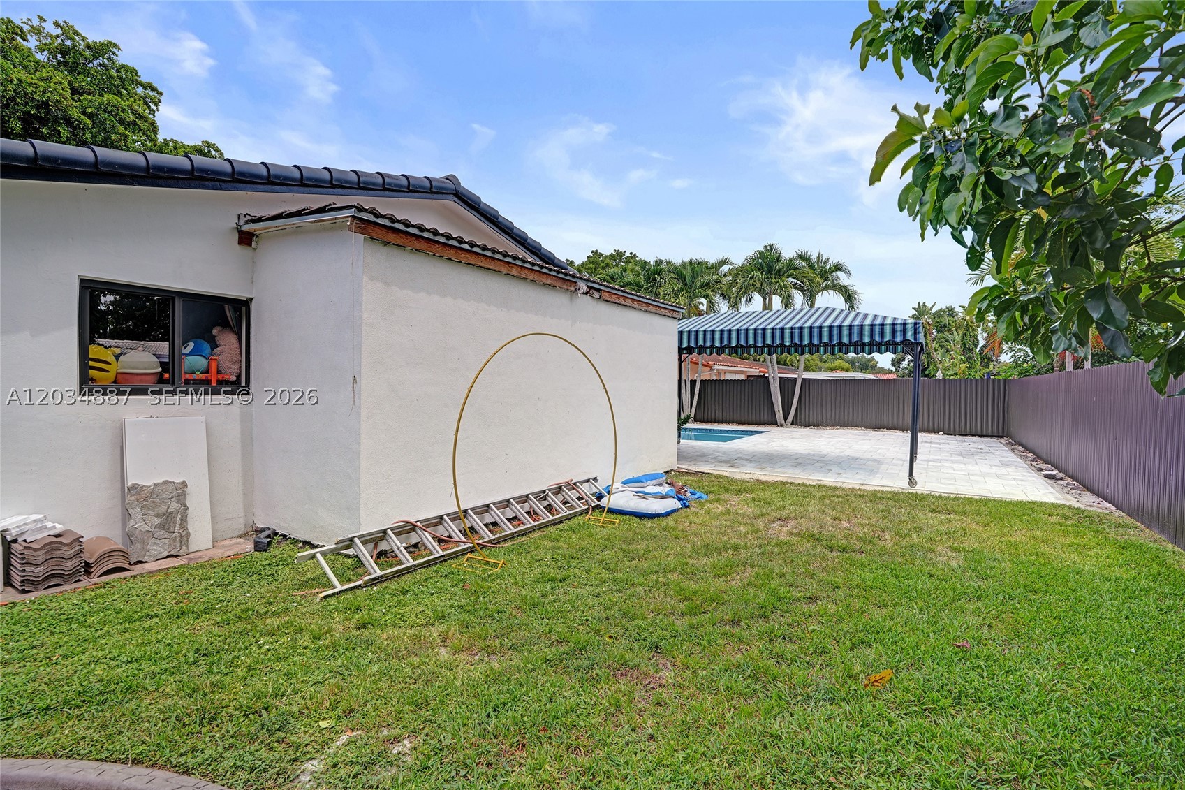 MIAMI LAKES SEC 5 - Residential