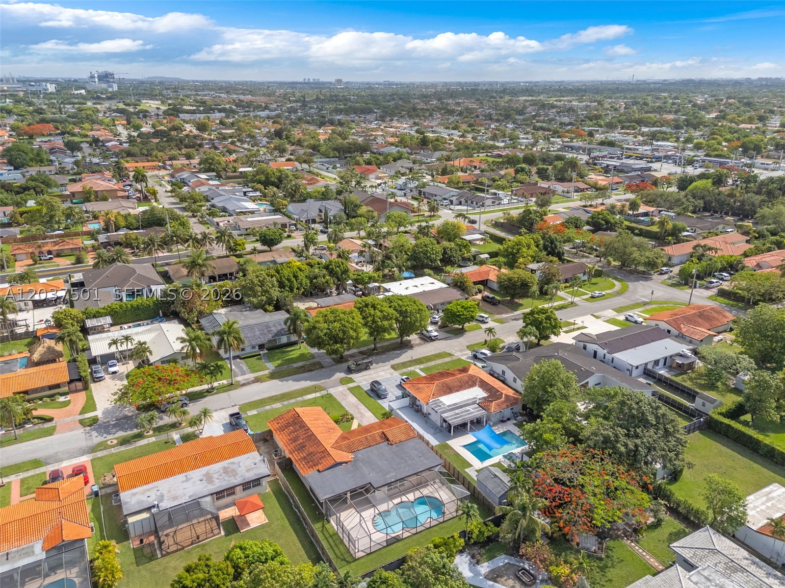 FAIRFIELD MANORS - Residential