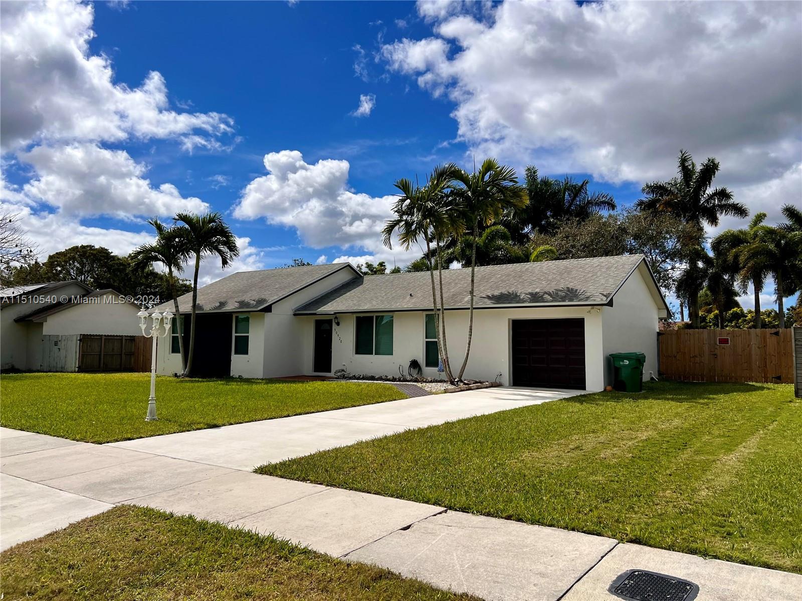 VANDA ESTATES - Residential Lease