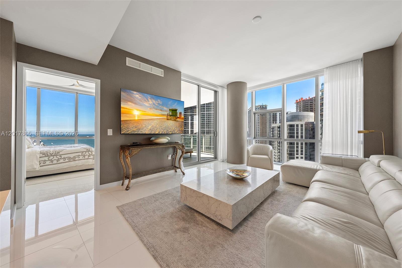 PARAMOUNT MIAMI WORLDCENT - Residential