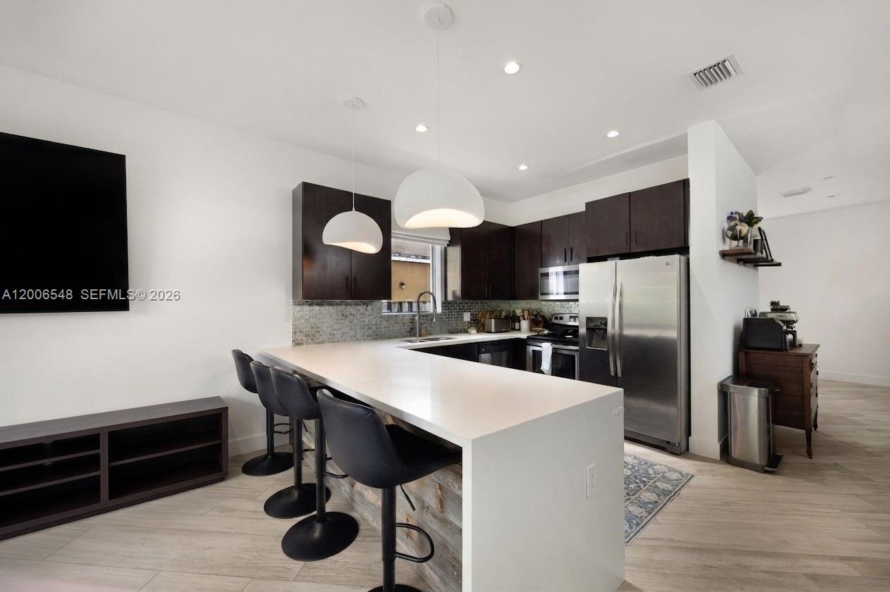 SOUTH BAY ESTATES - Residential