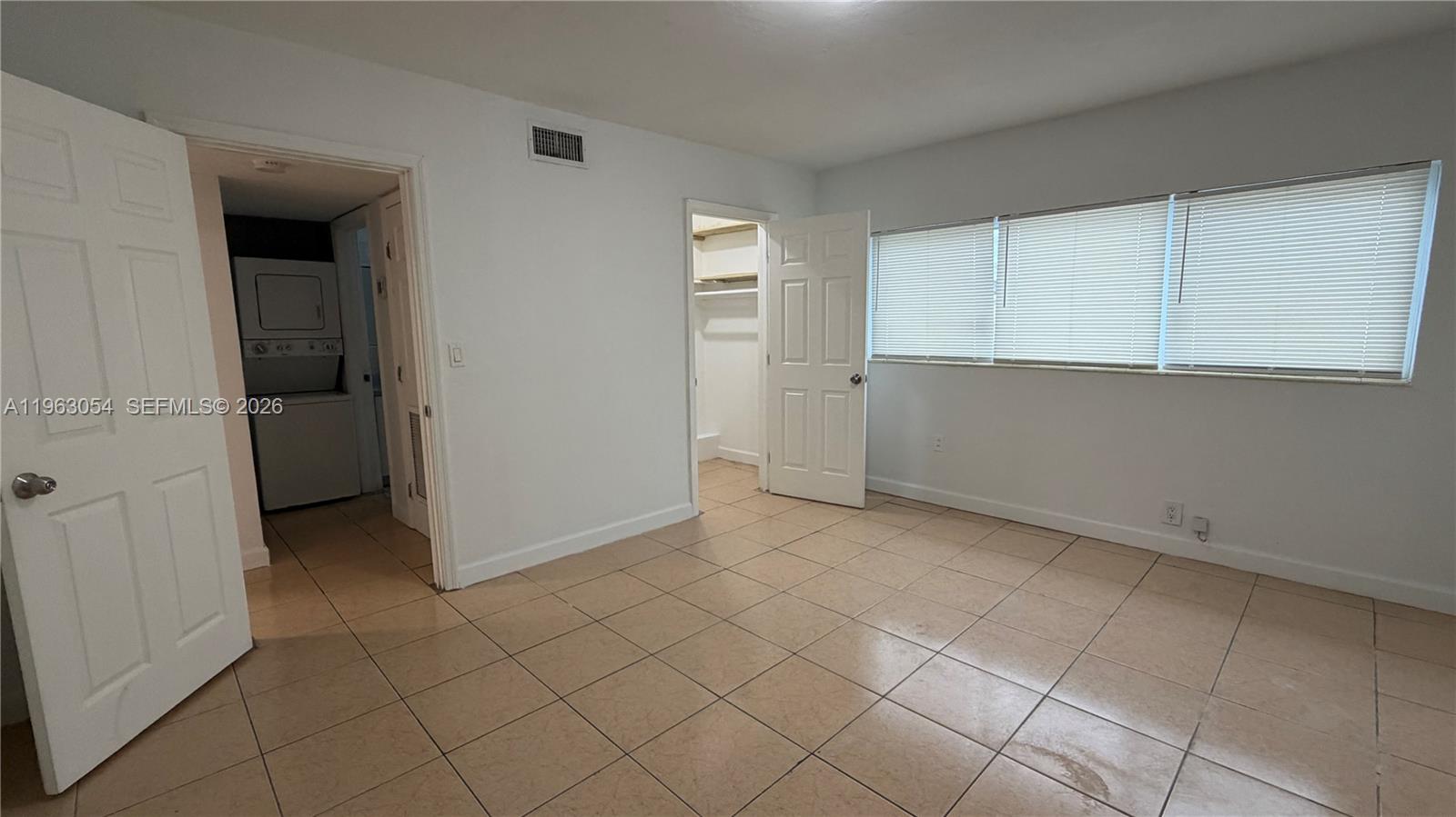 THE MARSEILLES CONDO - Residential Lease