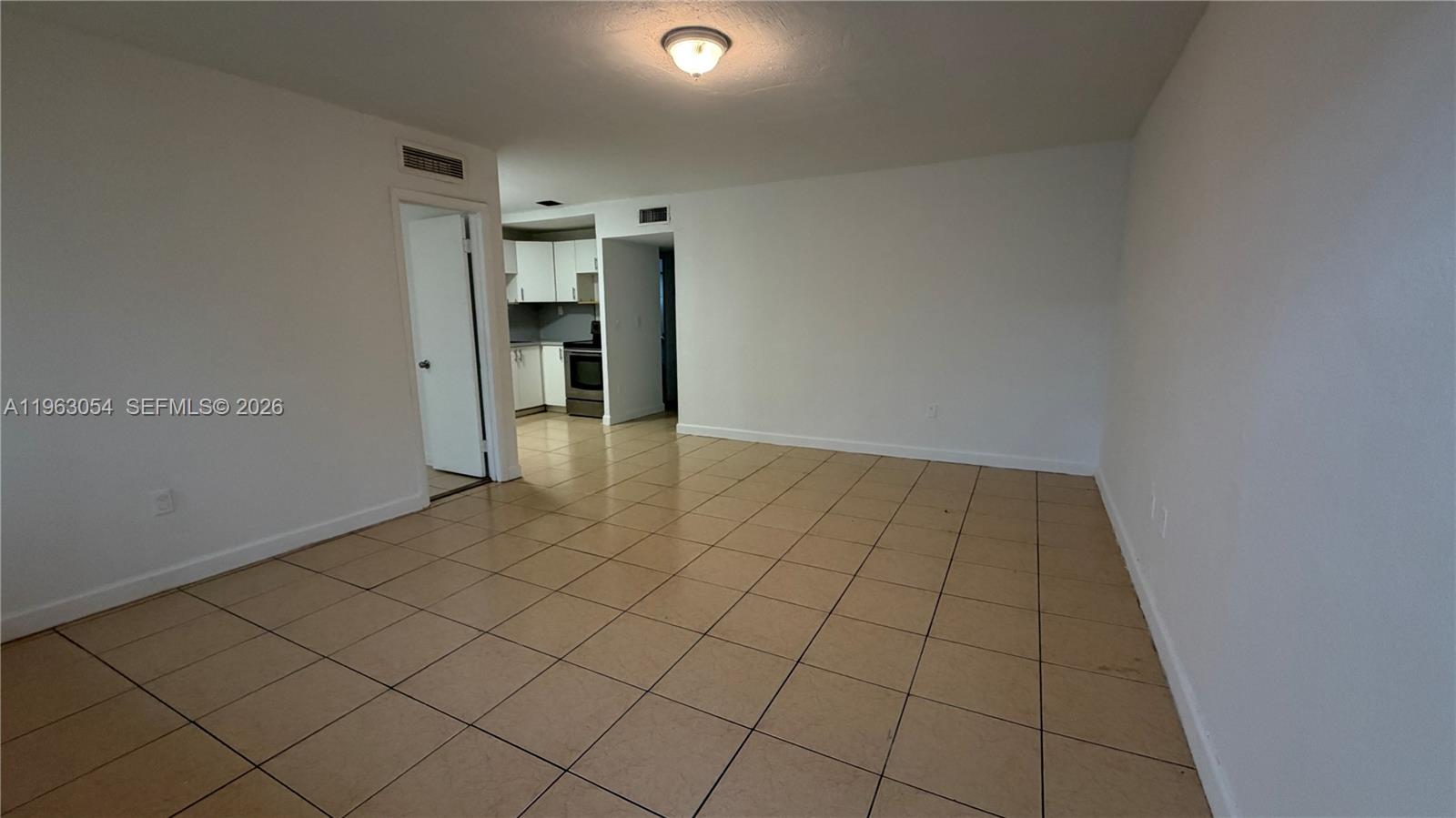 THE MARSEILLES CONDO - Residential Lease