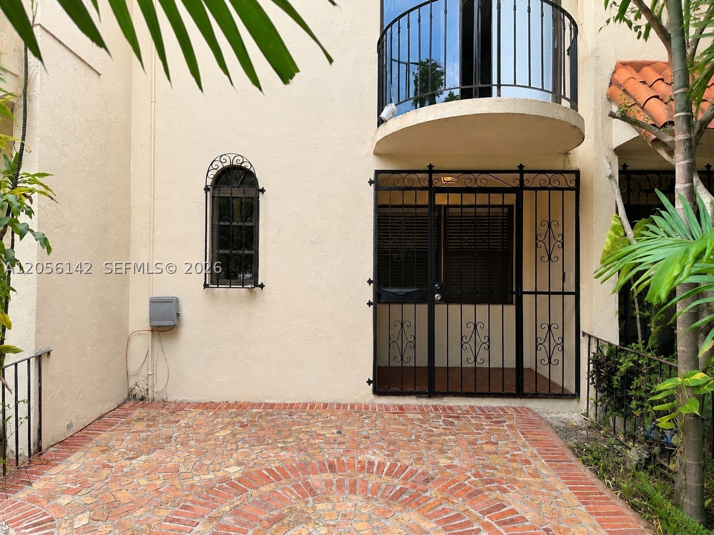 HARBOUR CLUB VILLAS CONDO - Residential Lease