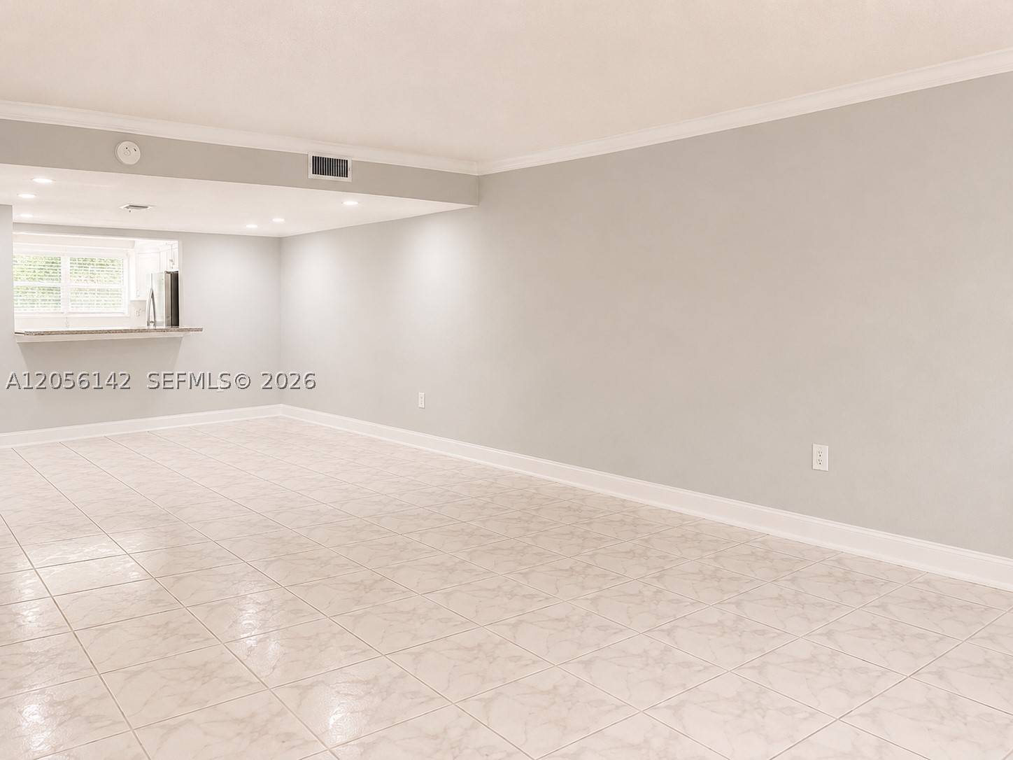 HARBOUR CLUB VILLAS CONDO - Residential Lease