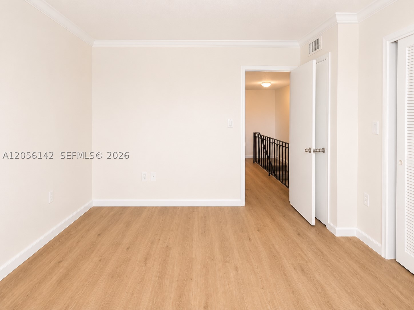HARBOUR CLUB VILLAS CONDO - Residential Lease