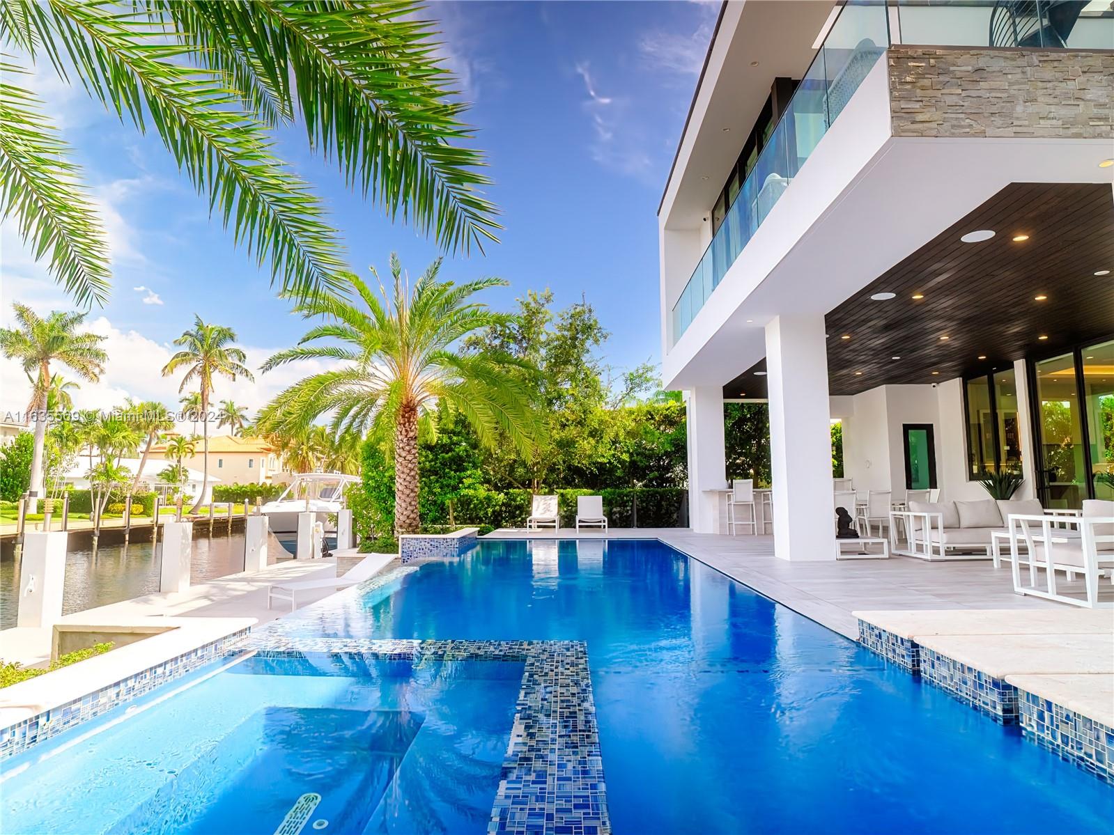 CORAL ISLES - Residential