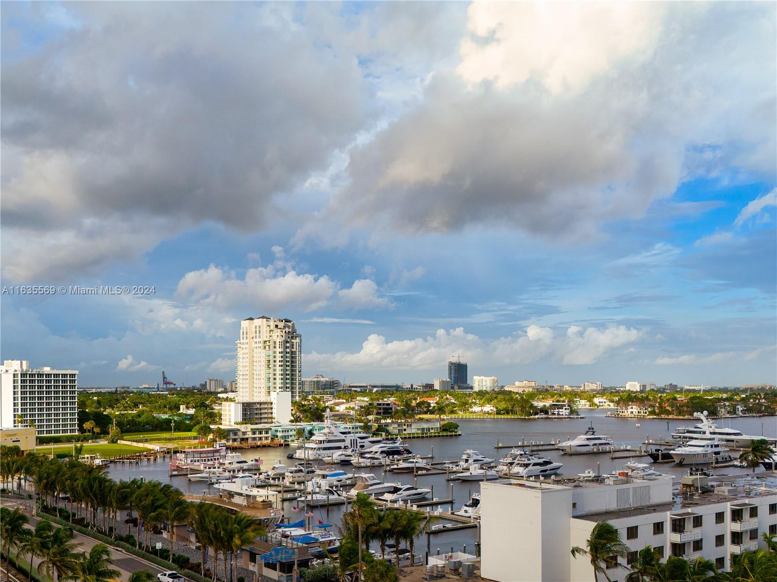 CORAL ISLES - Residential