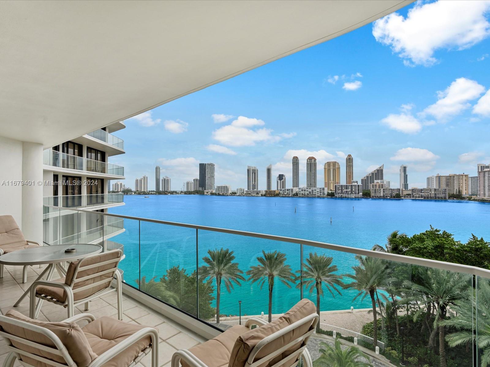 2800 ISL BLVD WILLIAMS IS - Residential