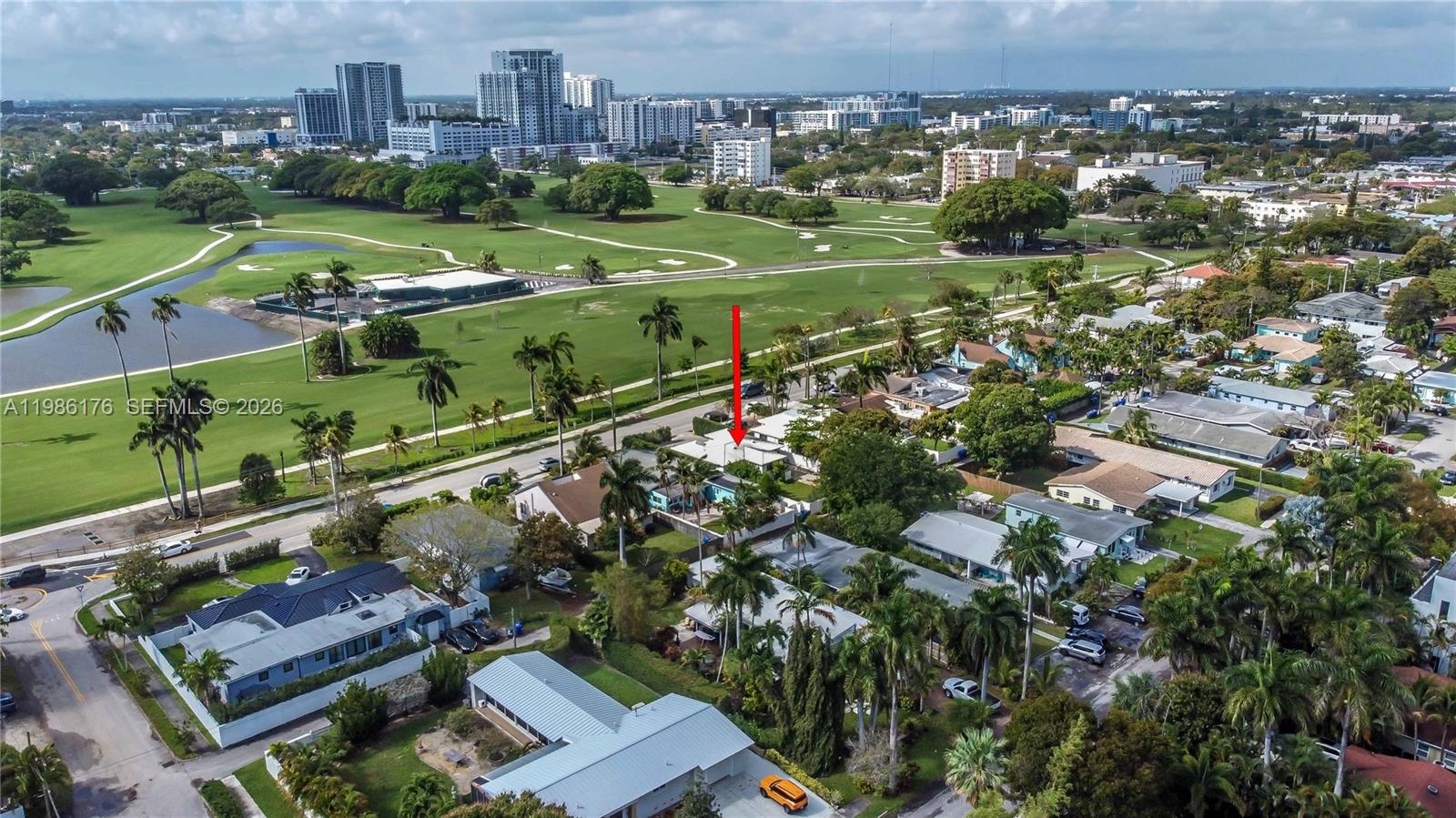HOLLYWOOD COUNTRY CLUB DI - Residential