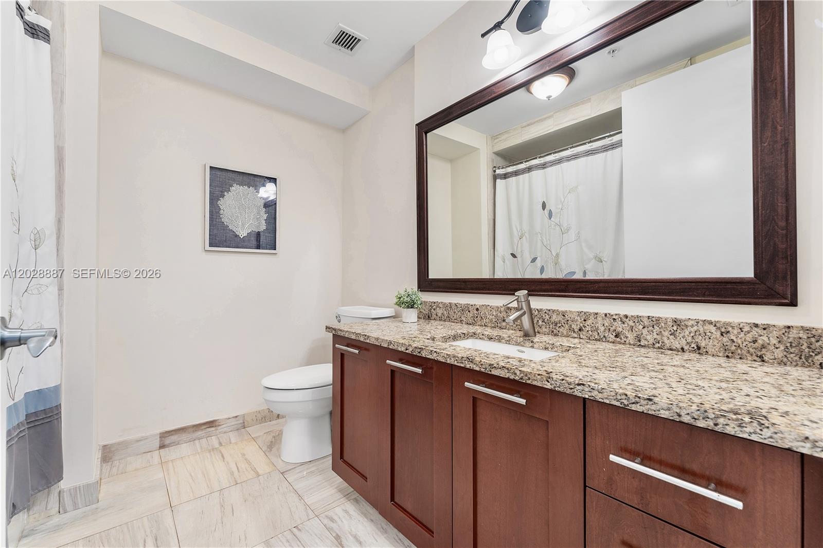 FOUNTAINS ON OCEAN - Residential