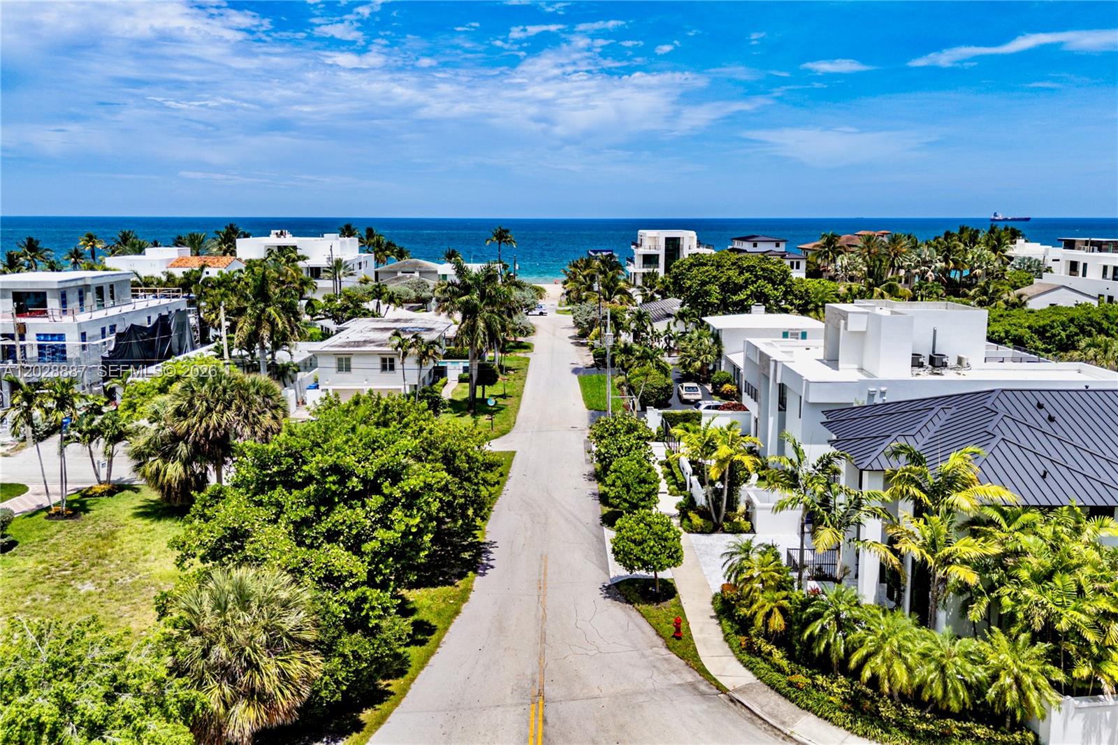 FOUNTAINS ON OCEAN - Residential