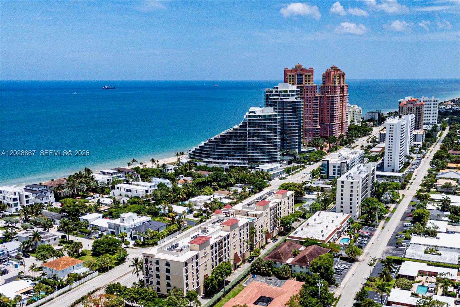 FOUNTAINS ON OCEAN - Residential