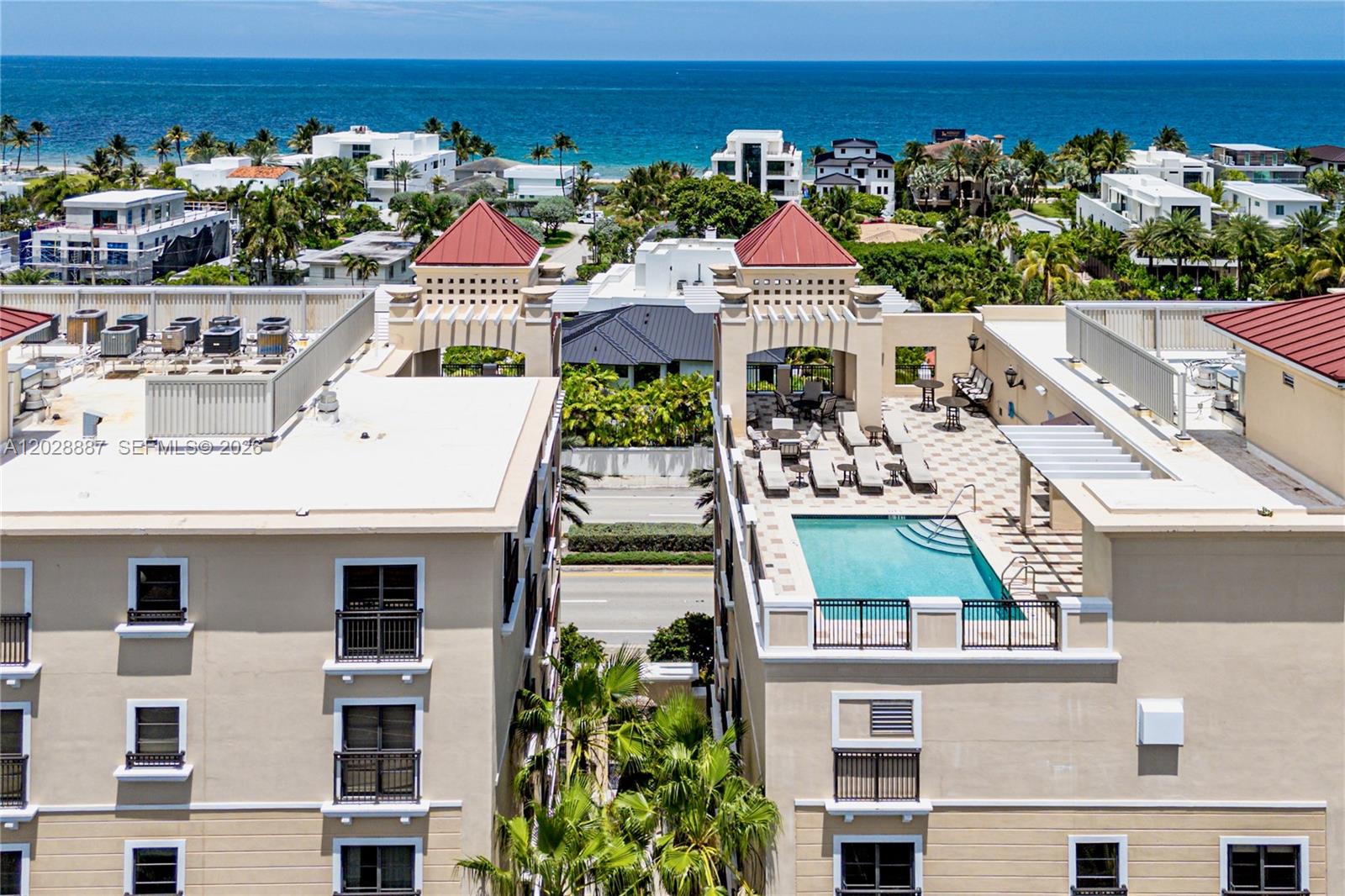 FOUNTAINS ON OCEAN - Residential