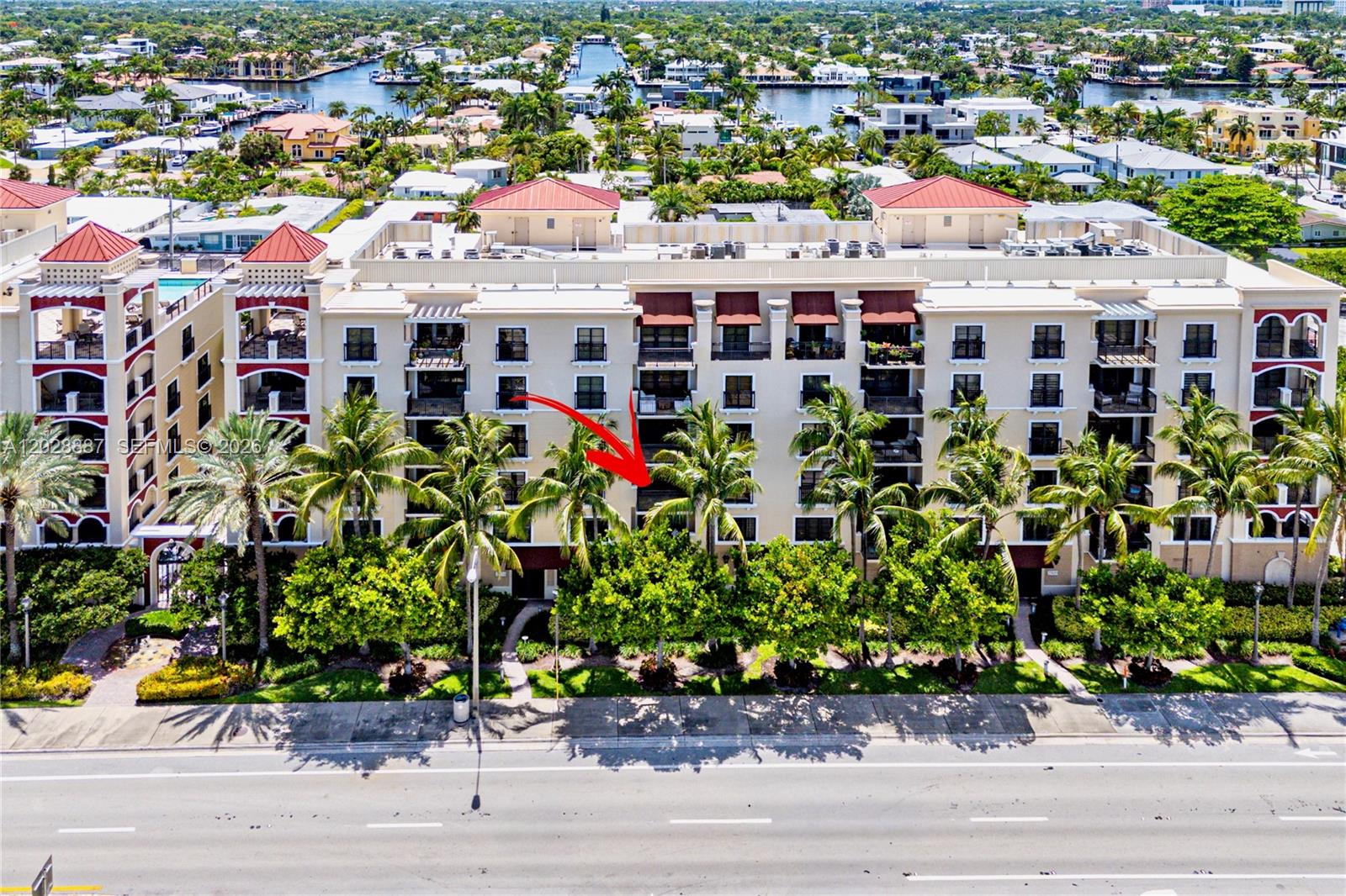 FOUNTAINS ON OCEAN - Residential