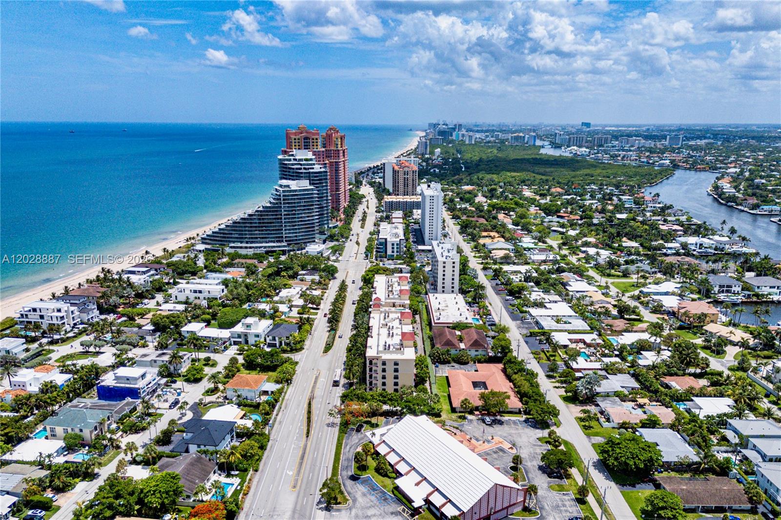 FOUNTAINS ON OCEAN - Residential