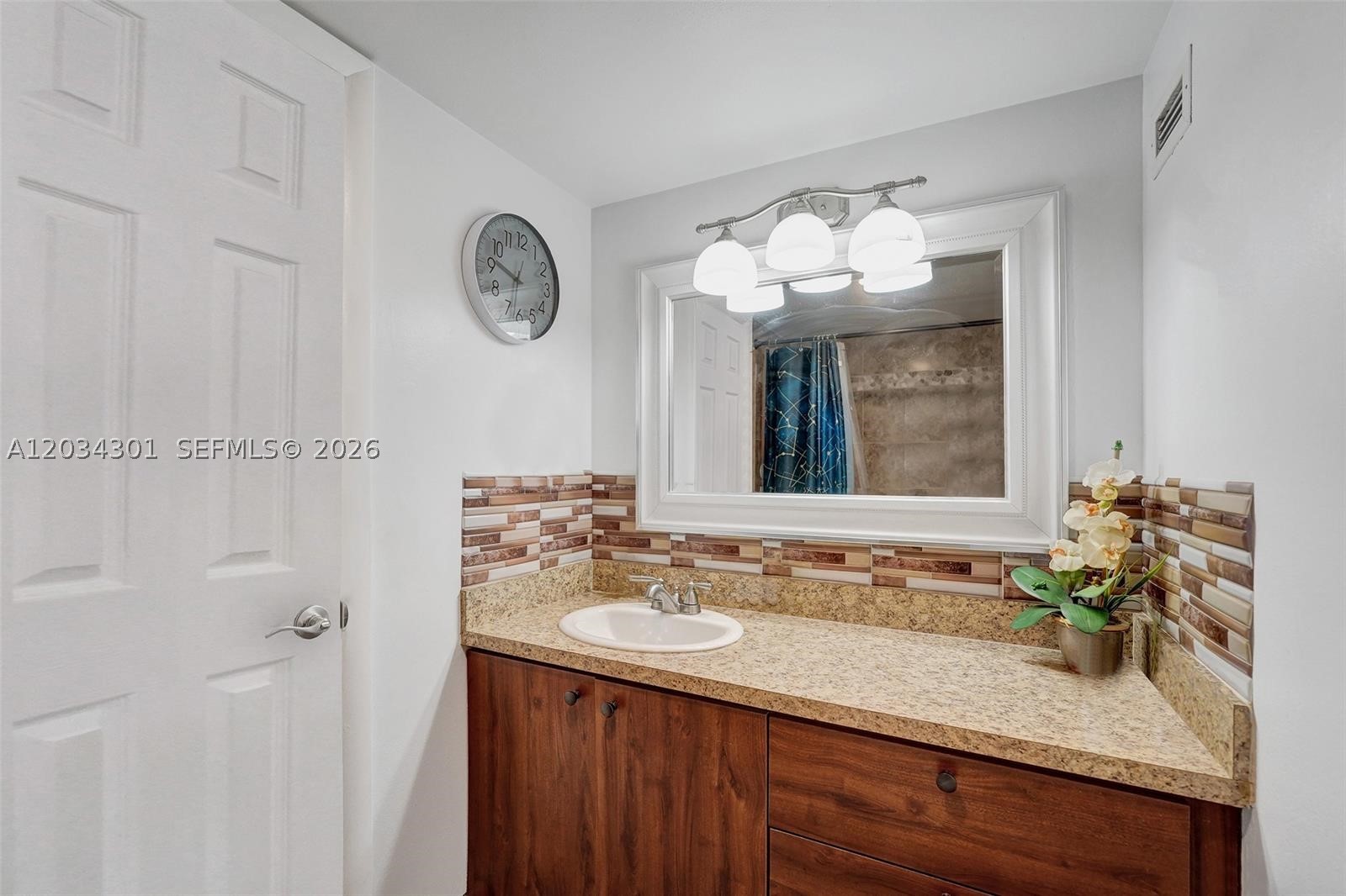 GOLDEN ISLES YACHT CLUB C - Residential
