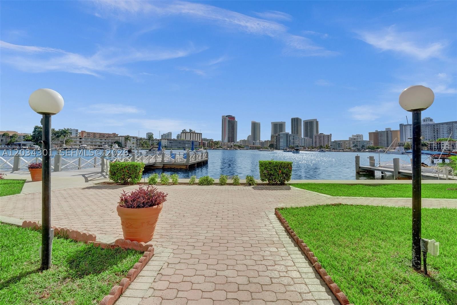 GOLDEN ISLES YACHT CLUB C - Residential