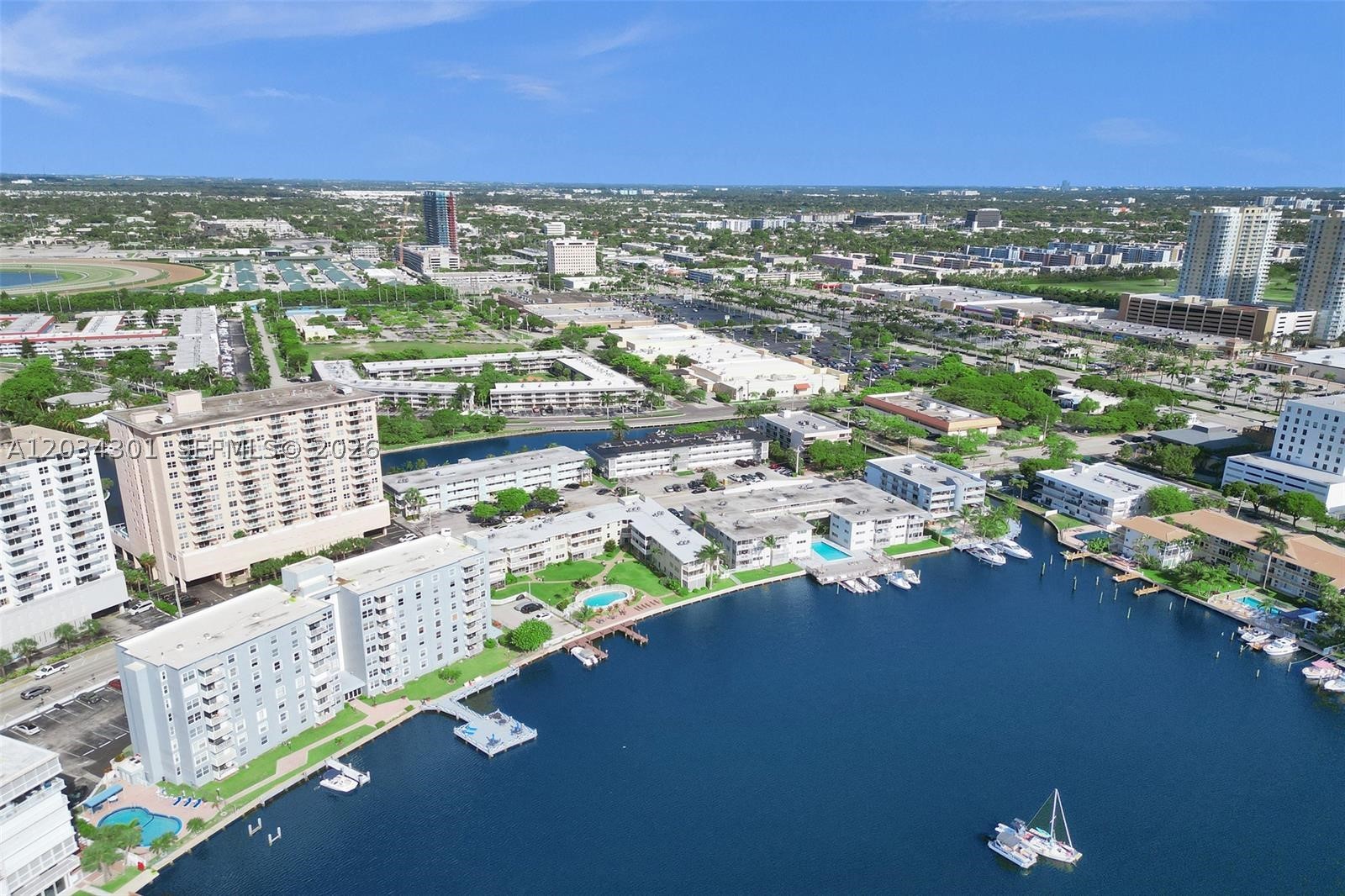 GOLDEN ISLES YACHT CLUB C - Residential