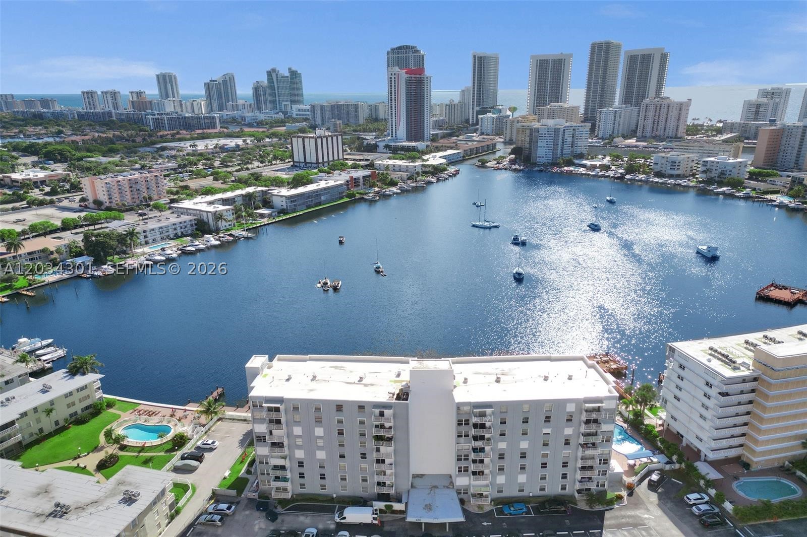 GOLDEN ISLES YACHT CLUB C - Residential