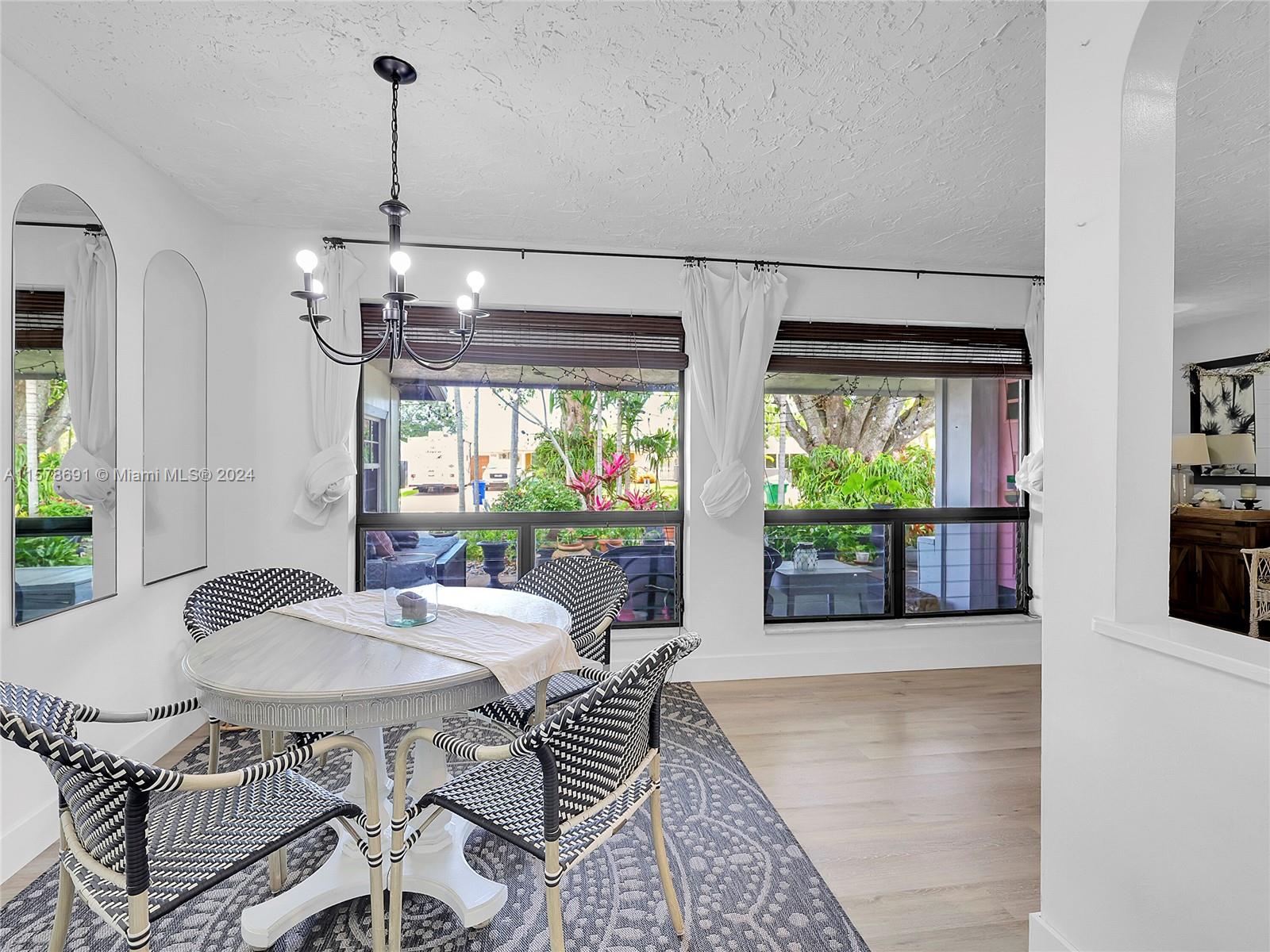 MIRAMAR ISLES SEC 1 - Residential