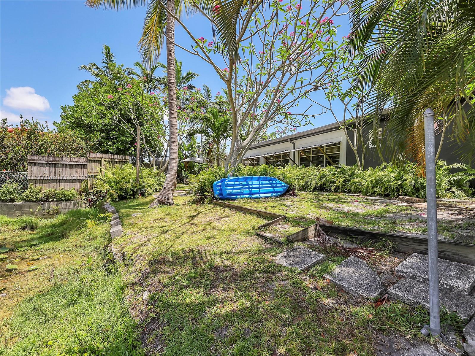MIRAMAR ISLES SEC 1 - Residential