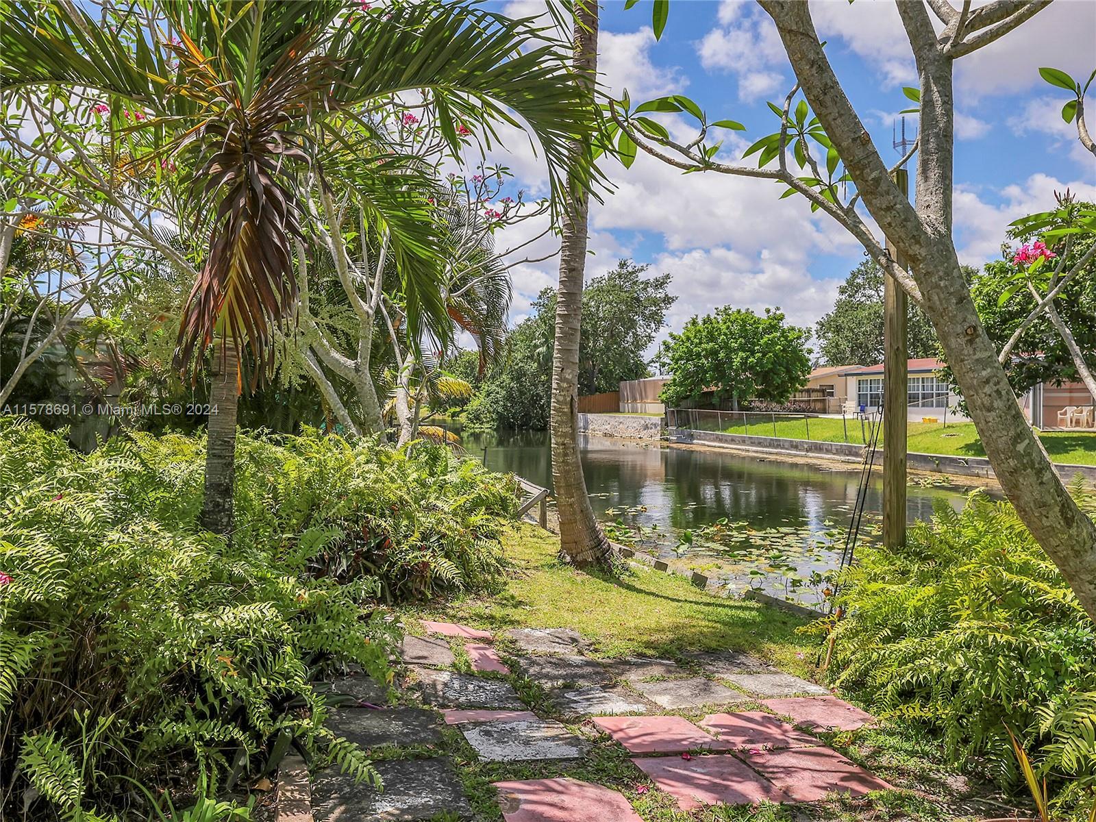 MIRAMAR ISLES SEC 1 - Residential