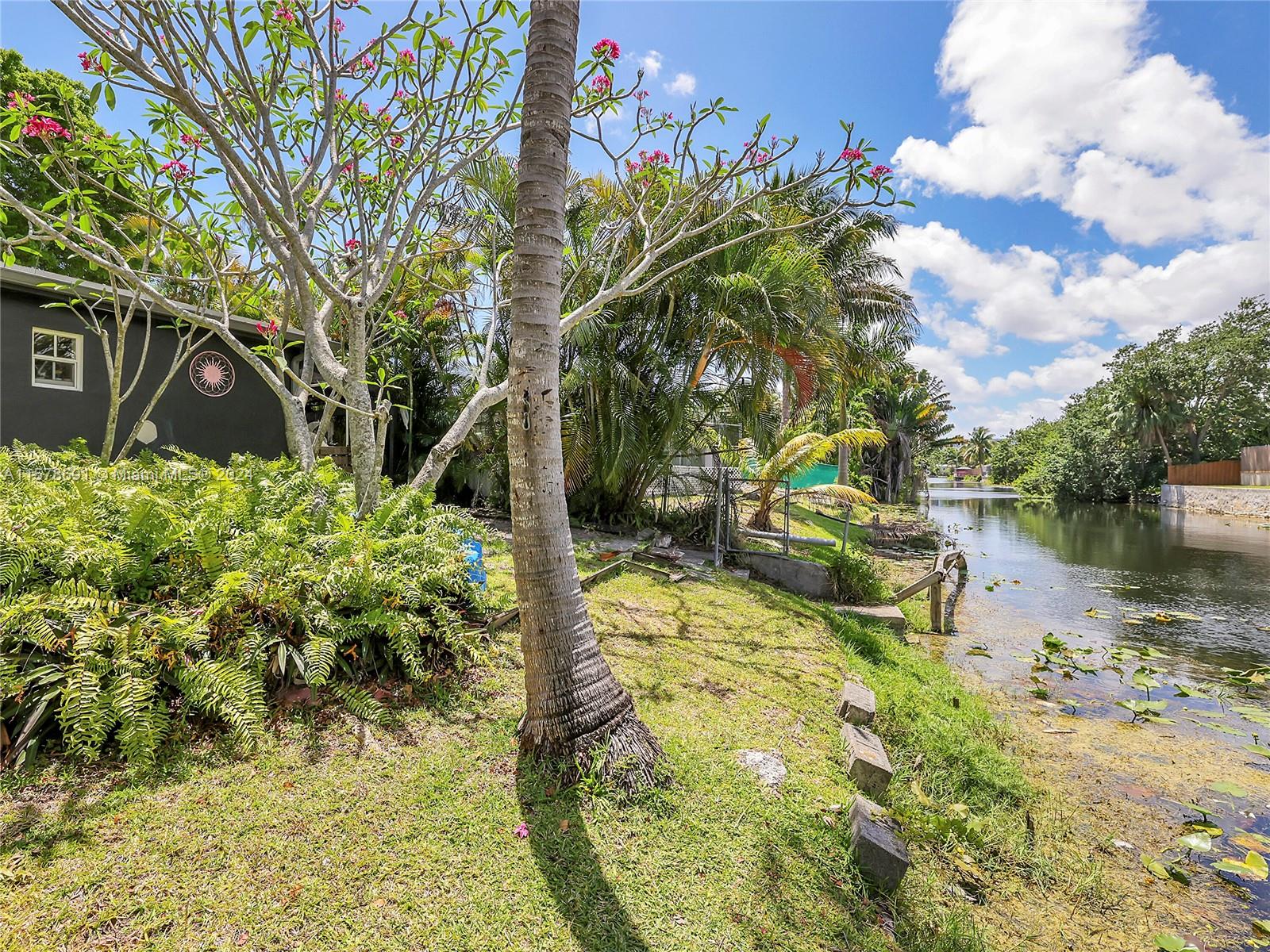 MIRAMAR ISLES SEC 1 - Residential