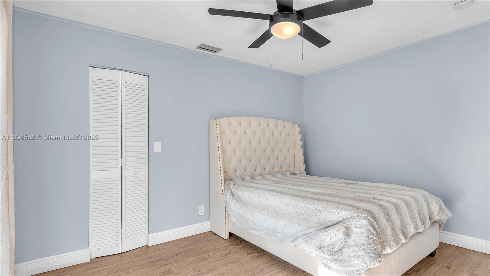 JACARANDA LAKES SECTION T - Residential Lease