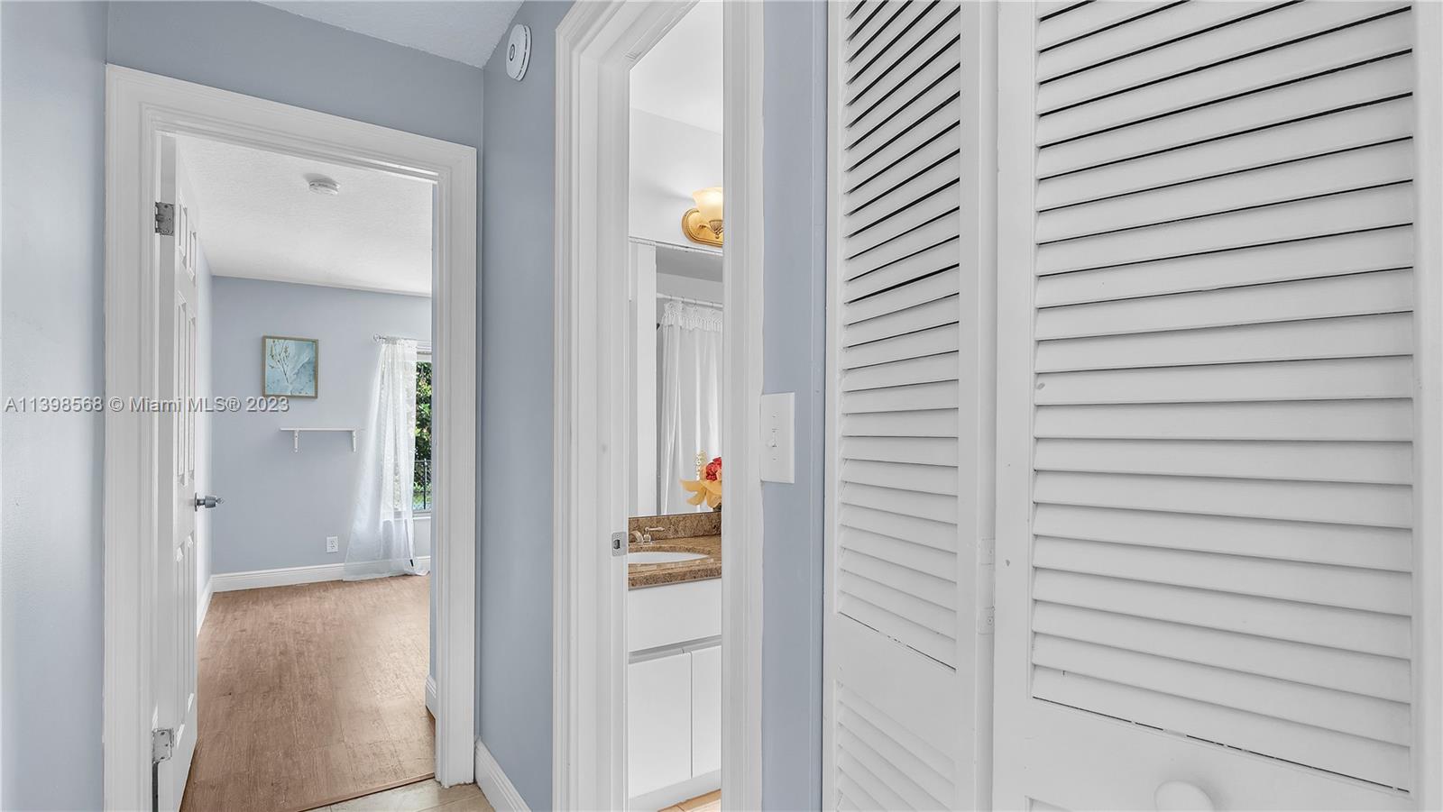 JACARANDA LAKES SECTION T - Residential Lease