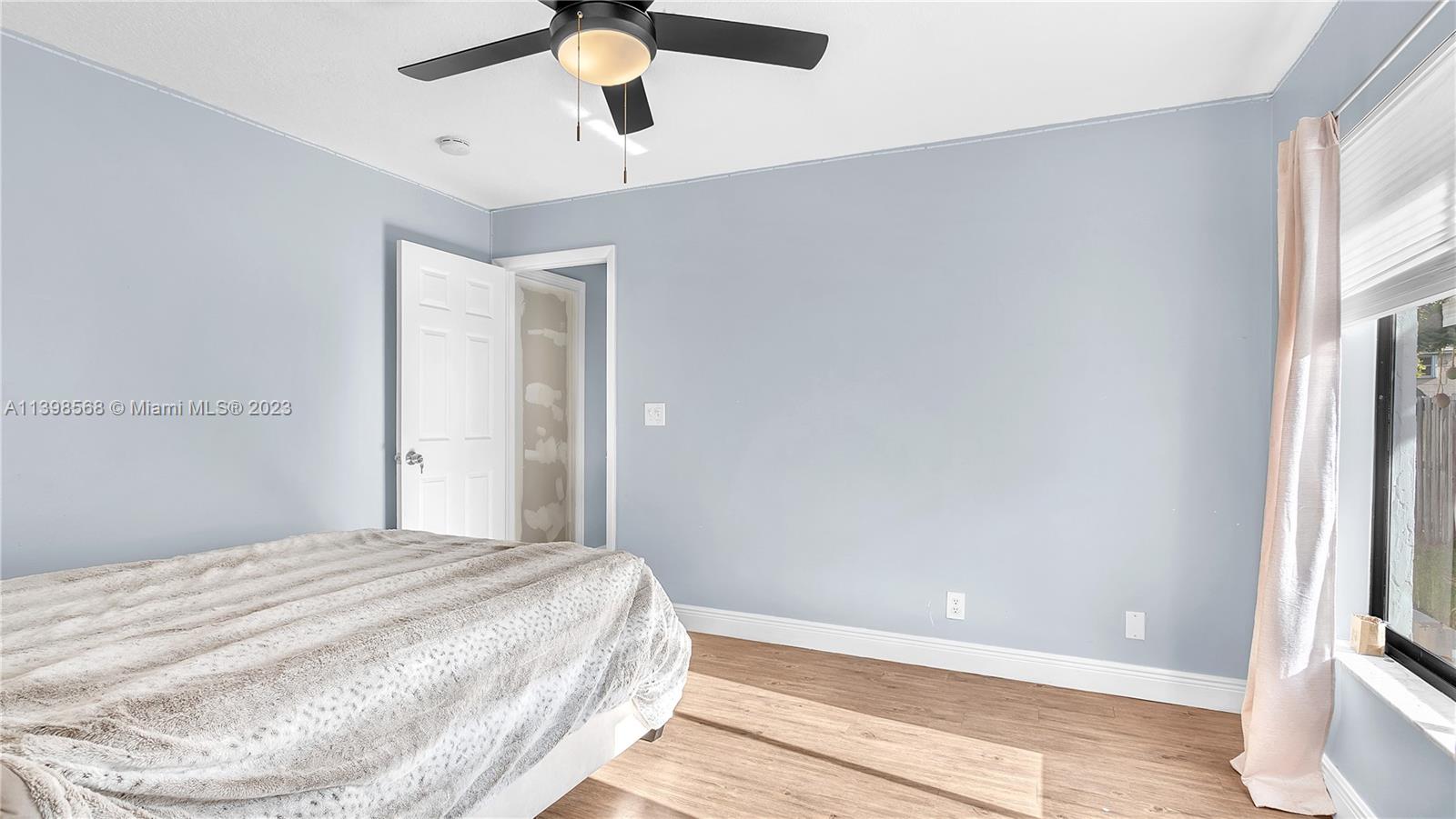 JACARANDA LAKES SECTION T - Residential Lease