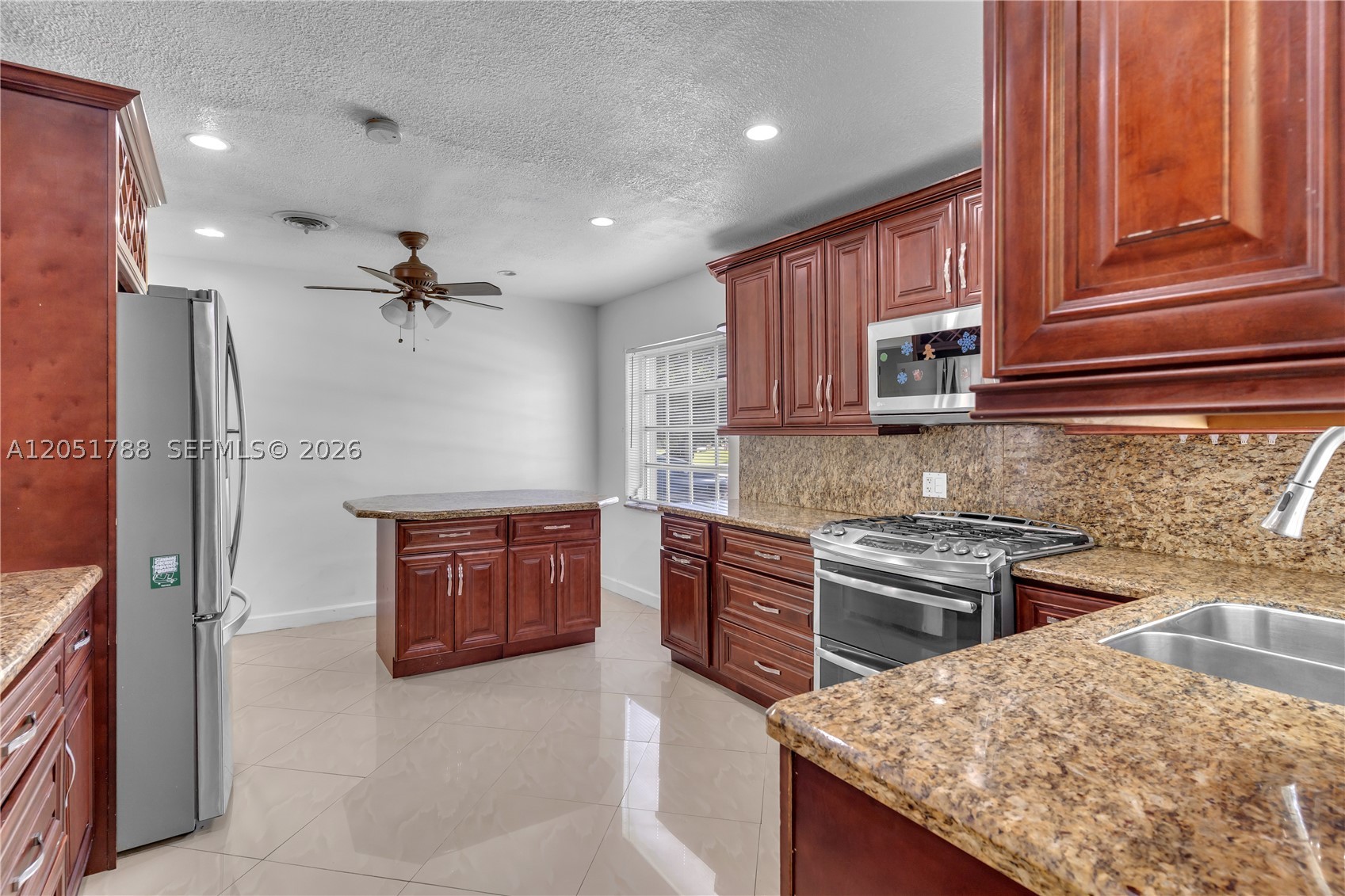 PALMETTO COUNTRY CLUB EST - Residential