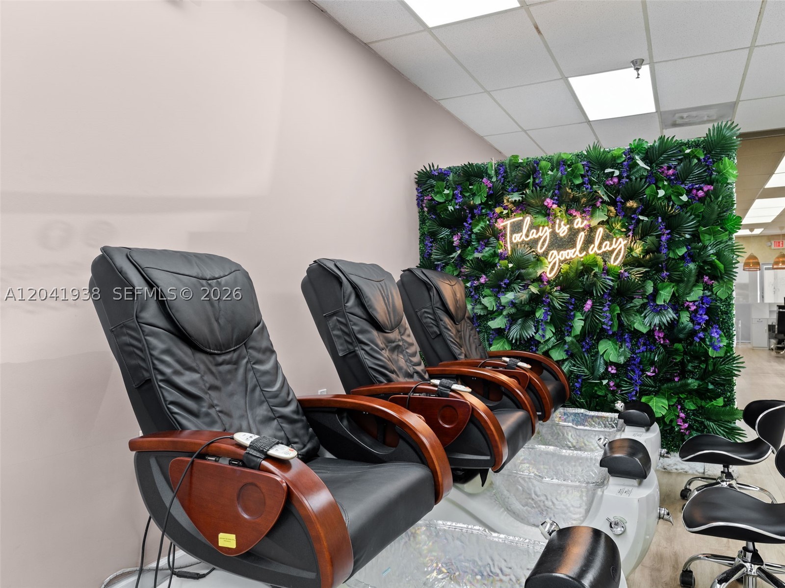 Turnkey beauty salon business opportunity in a prime Miami location! This established salon offers hair, nail, and a variety of beauty services with a loyal customer base and strong reputation. Strategically positioned near major highways, including the Turnpike, and just minutes from FIU, the business benefits from excellent visibility, high daily traffic, and consistent walk-in clientele.

Located within a busy retail center anchored by national and local businesses, the salon enjoys steady customer exposure and ample free parking for clients and staff. The space is fully equipped and operational, allowing a new owner to seamlessly continue business from day one.

Ideal for beauty professionals, investors, or entrepreneurs seeking an established business with growth potential in a highly desirable area. Take advantage of this rare opportunity to acquire a thriving salon in a high-demand market with strong demographics and excellent accessibility.