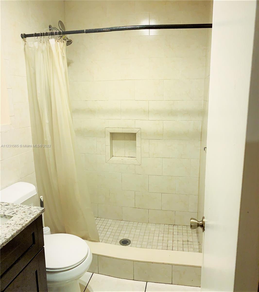 FT LAUDERDALE - Residential Lease