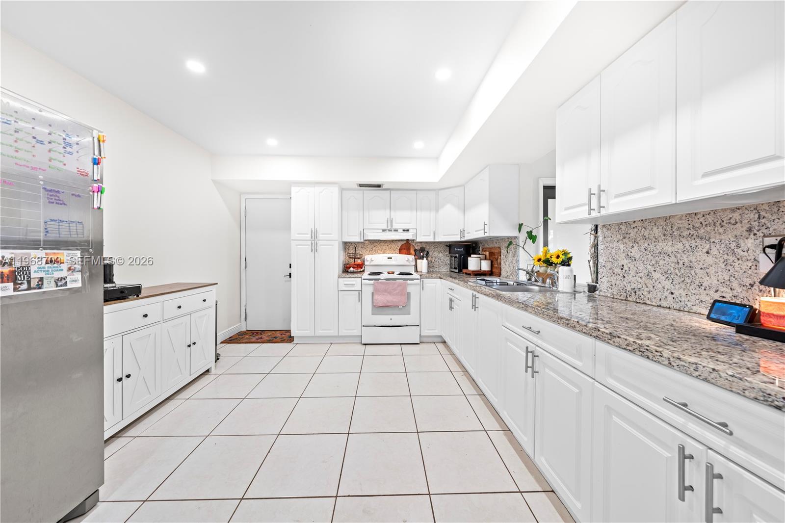 PALM SPRINGS LAKES 5TH AD - Residential