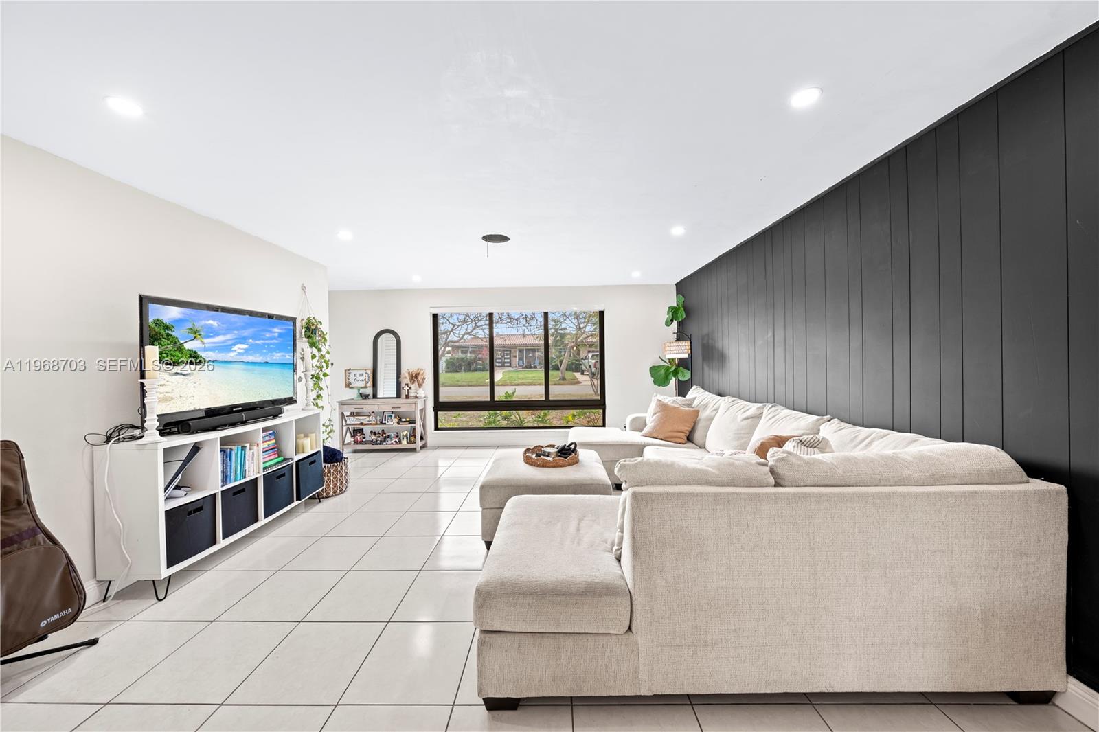 PALM SPRINGS LAKES 5TH AD - Residential