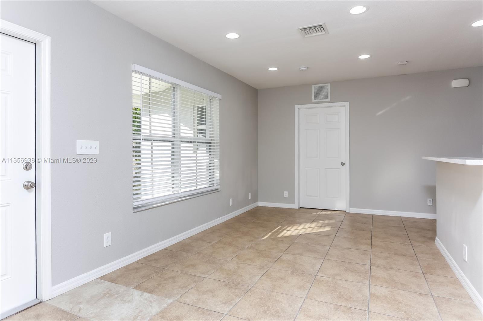 TOWN & COUNTRY ACRES - Residential Lease