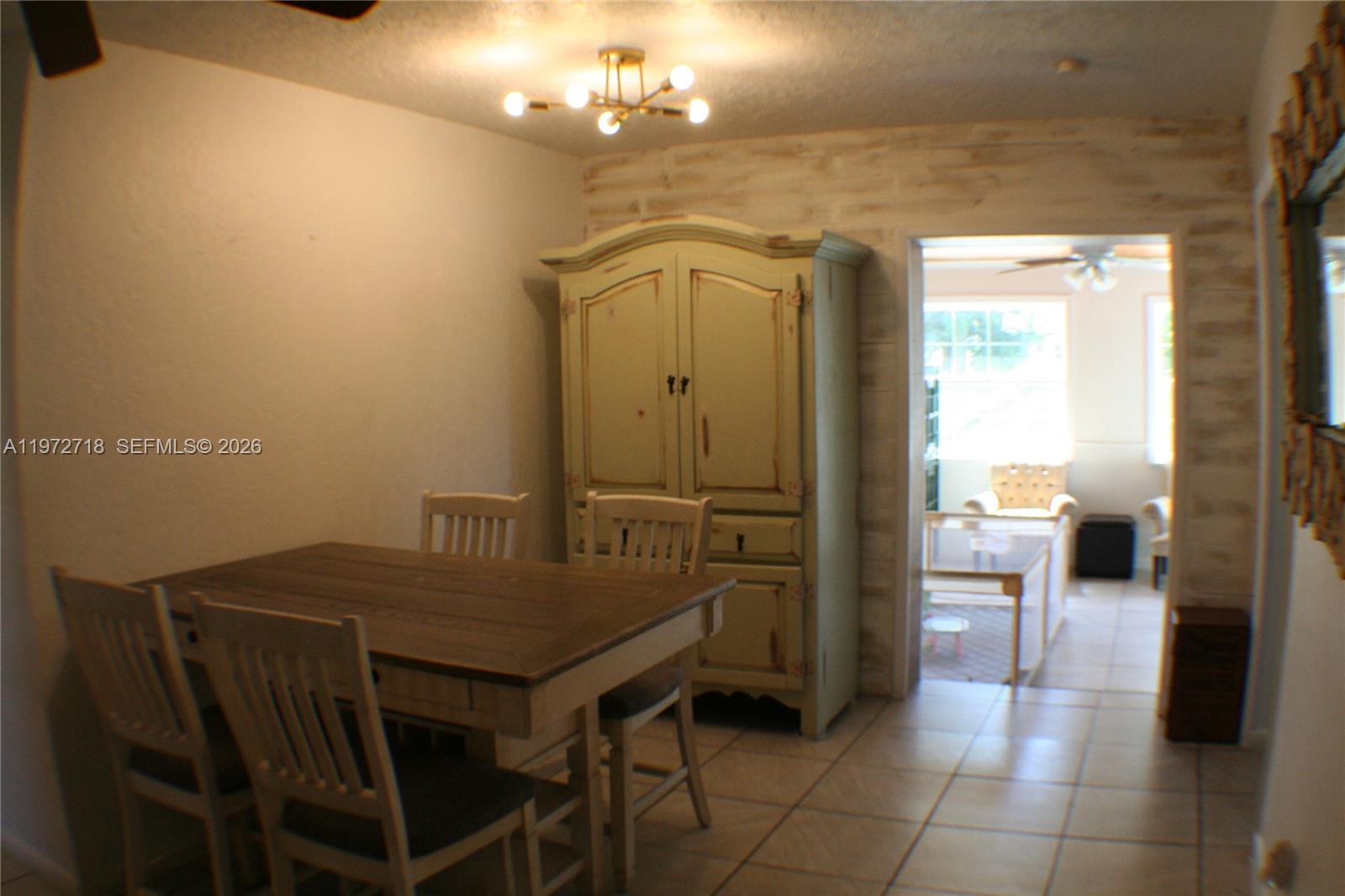 HOLLYWOOD HEIGHTS ESTATES - Residential