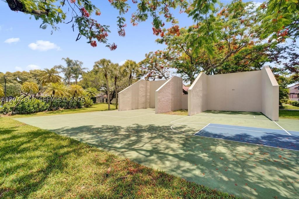 CALUSA POINT - Residential