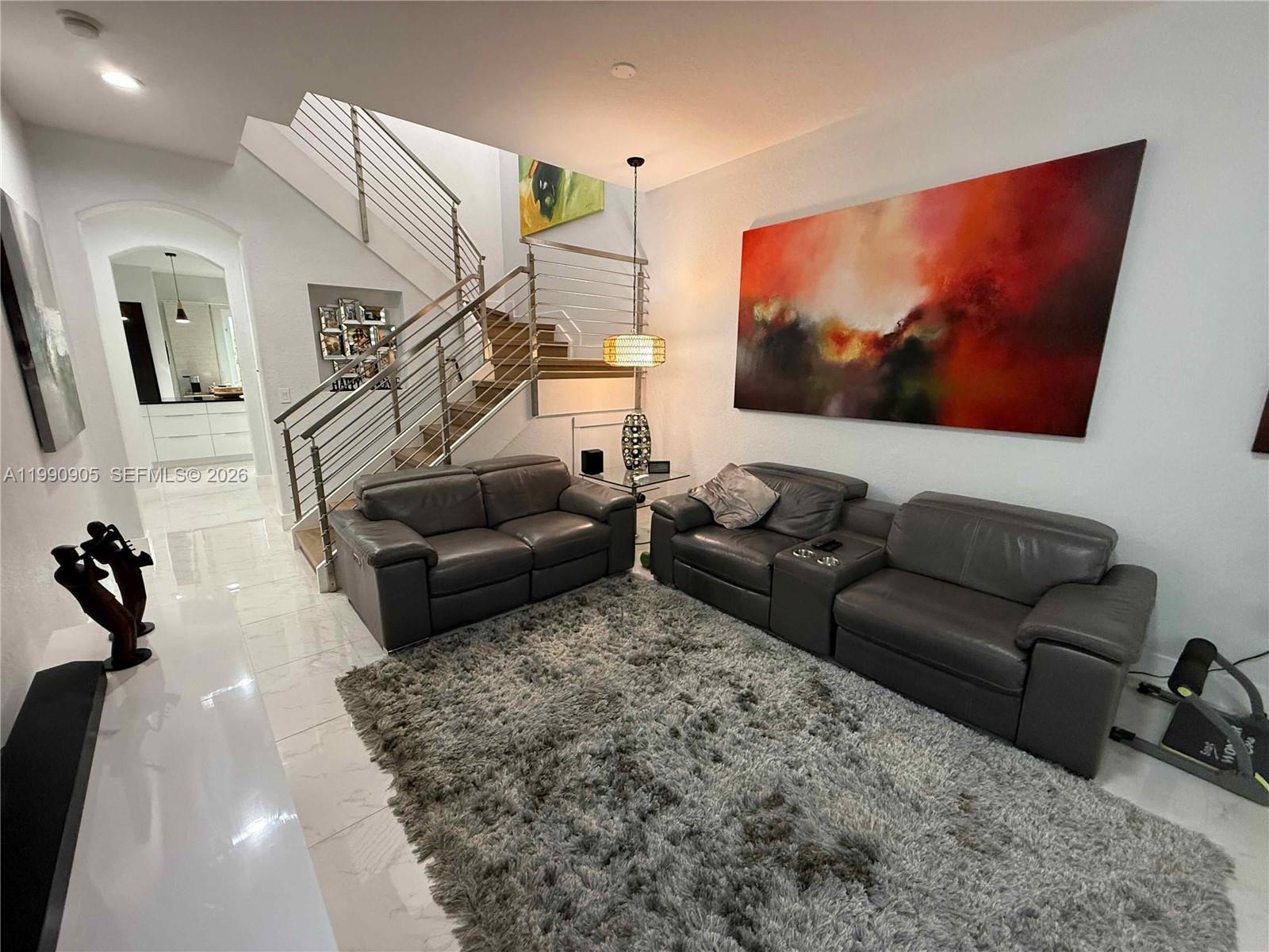 HILLSBORO ASSOCIATES PLAT - Residential