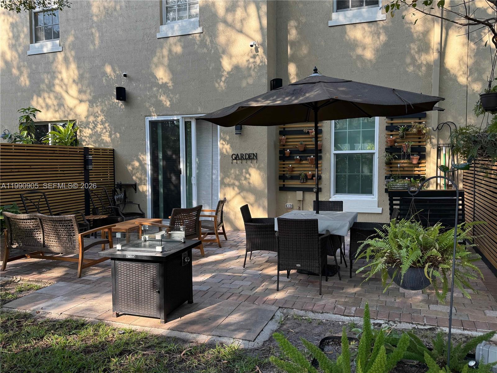 HILLSBORO ASSOCIATES PLAT - Residential