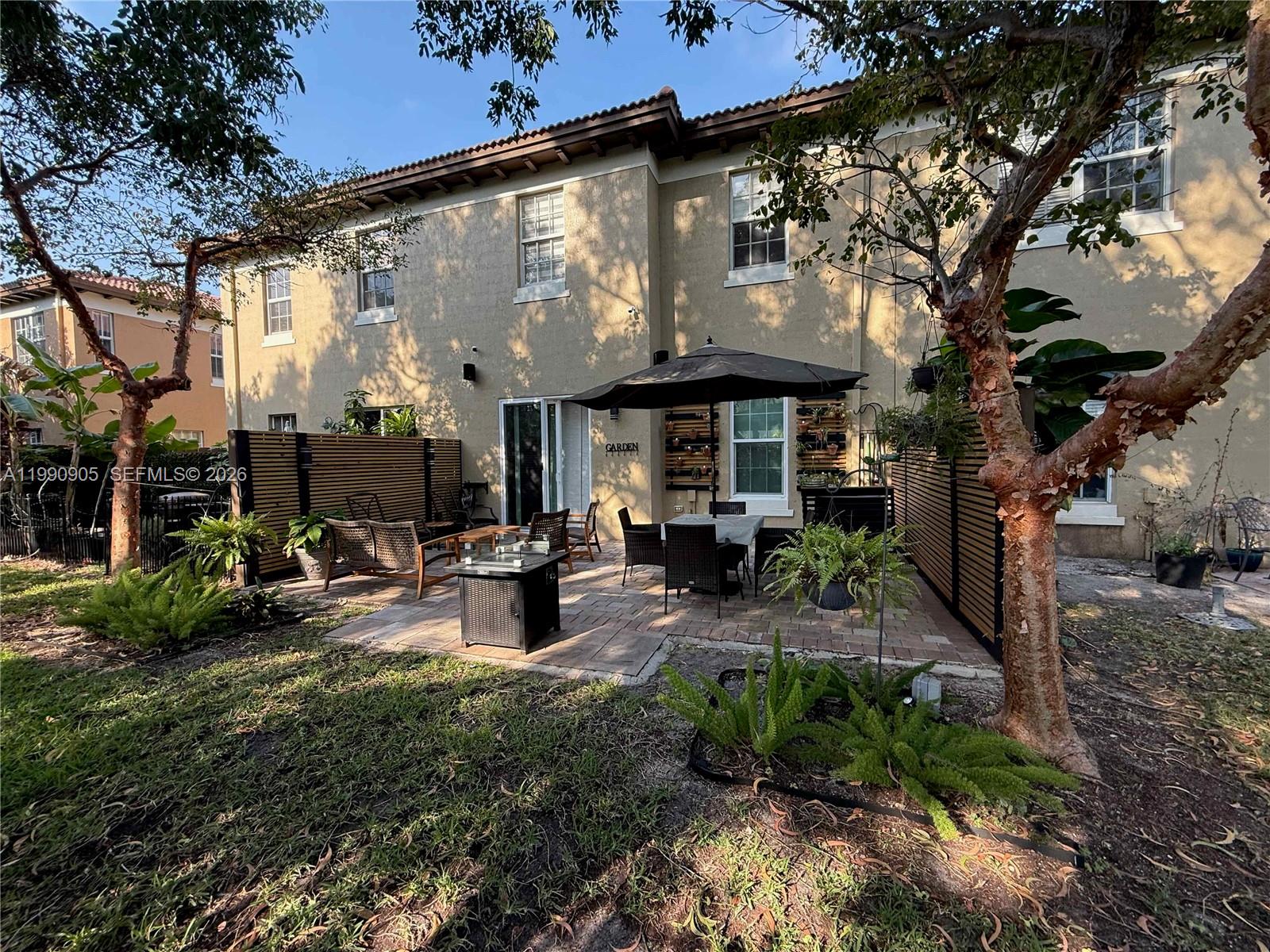 HILLSBORO ASSOCIATES PLAT - Residential