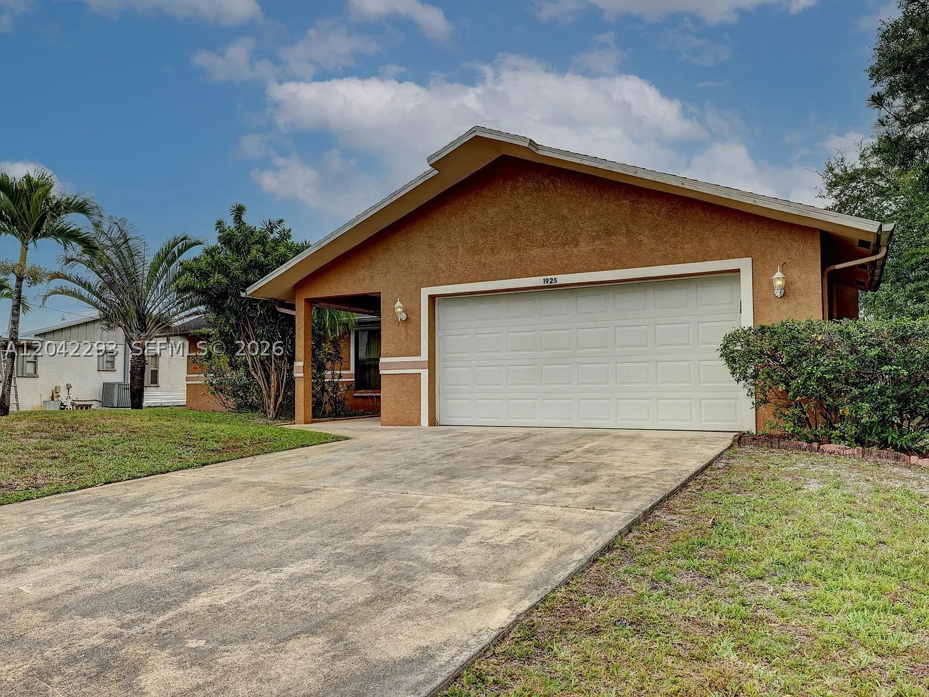 PORT ST LUCIE SECTION 10 - Residential