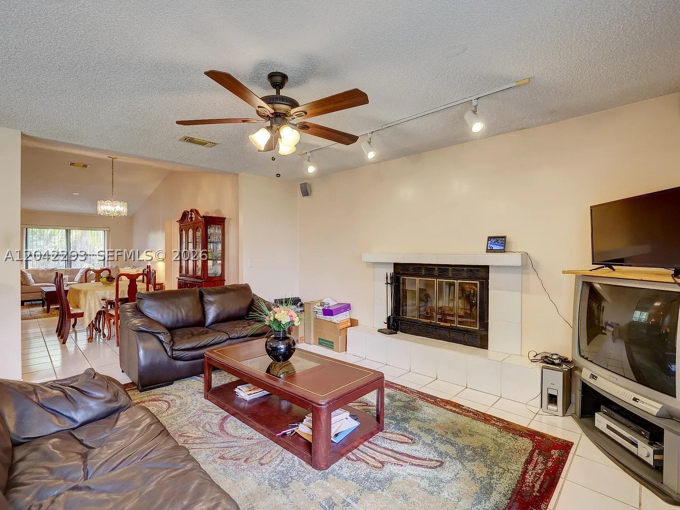 PORT ST LUCIE SECTION 10 - Residential