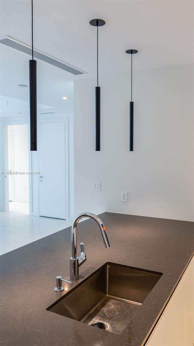 AM - Residential