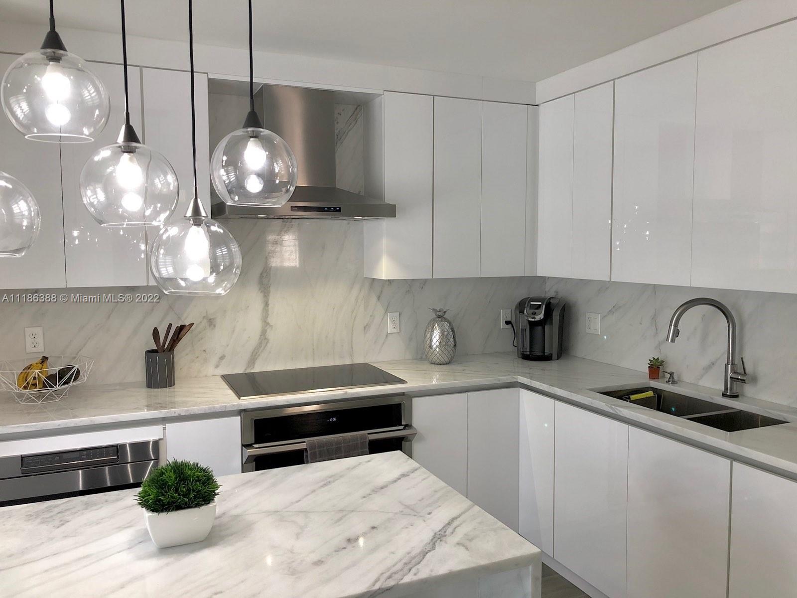 BELLA COLINA CONDO - Residential