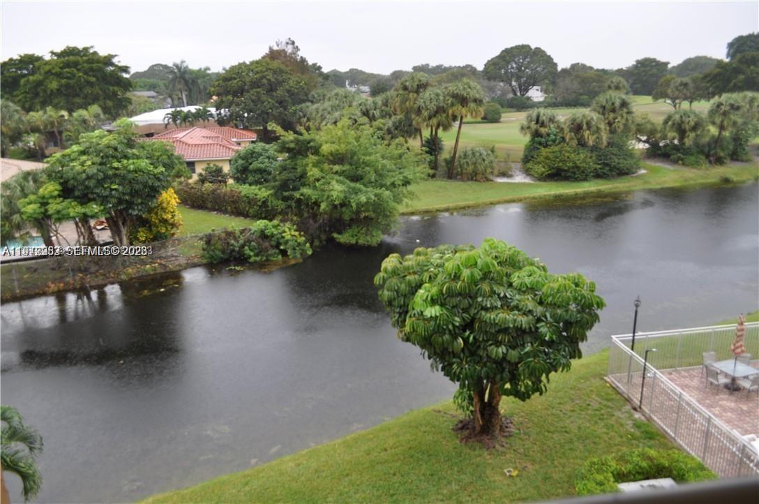 NEWPORT CONDO - Residential