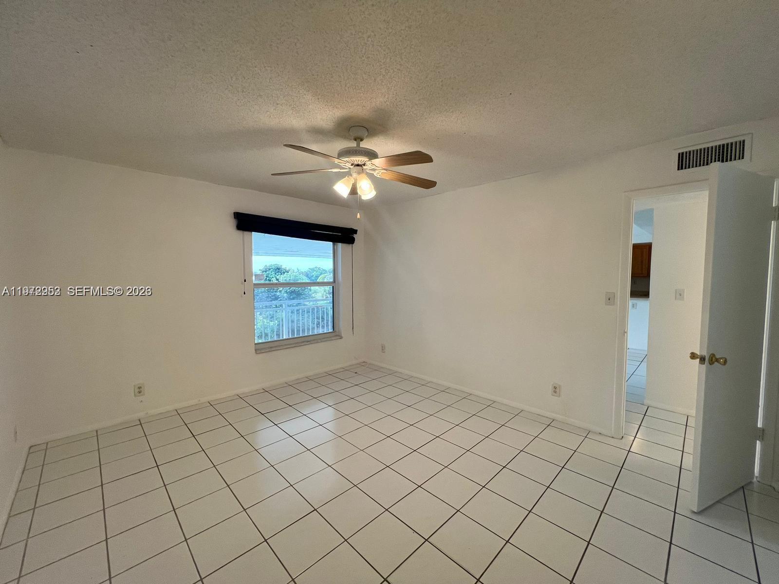 NEWPORT CONDO - Residential