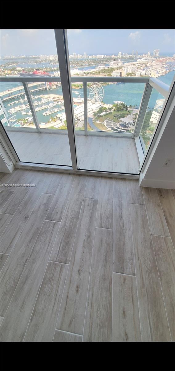 VIZCAYNE SOUTH CONDO - Residential Lease