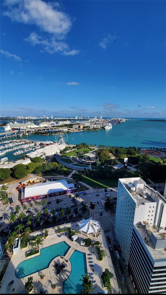 VIZCAYNE SOUTH CONDO - Residential Lease